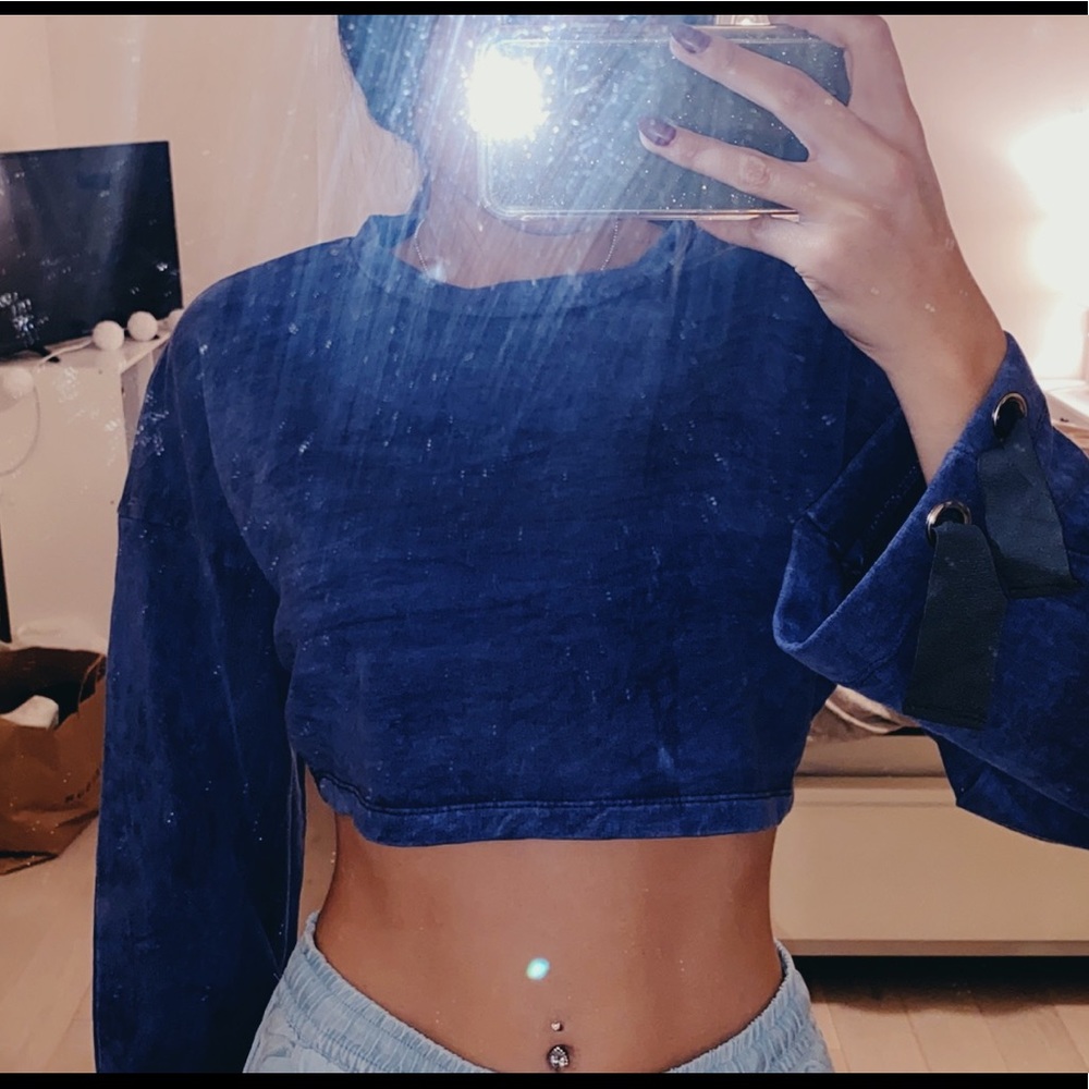 PETITE MISSGUIDED CROPPED SWEATSHIRT